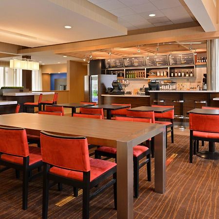Courtyard By Marriott Dallas Northwest Екстериор снимка