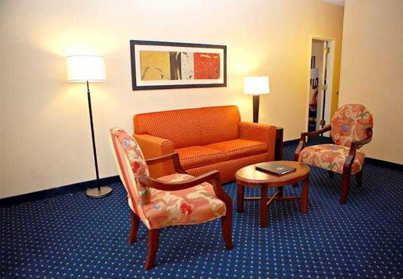 Courtyard By Marriott Dallas Northwest Екстериор снимка