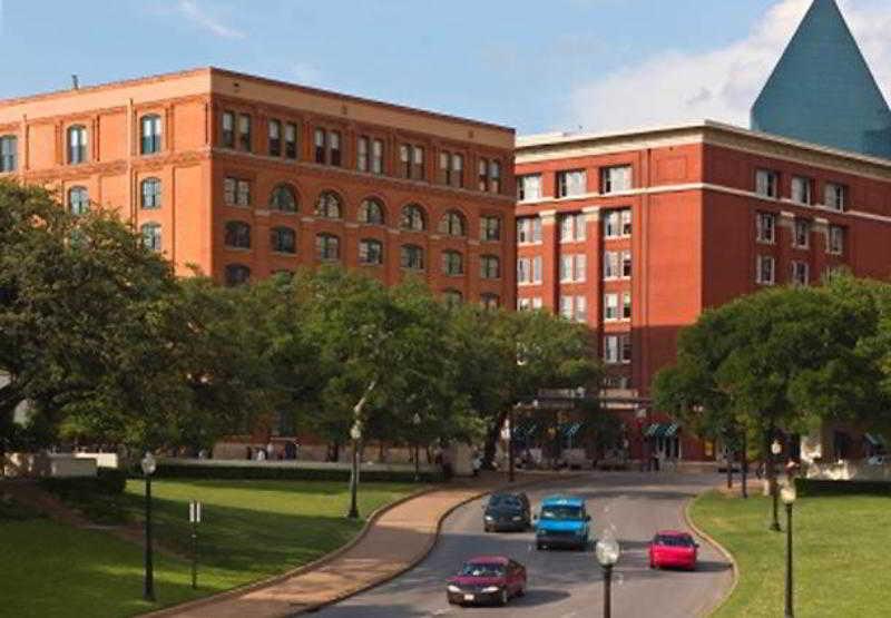 Courtyard By Marriott Dallas Northwest Екстериор снимка